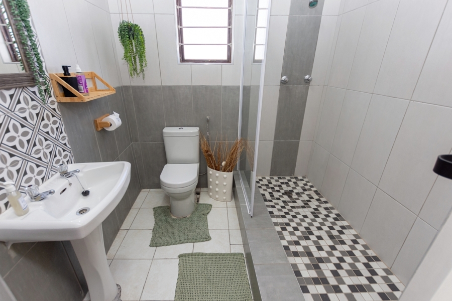 14 Bedroom Property for Sale in Long Acres Country Estate Western Cape